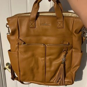 Lily Jade | Caroline | Vegan Leather | Diaperbag | Backpack Style | Camel Brown